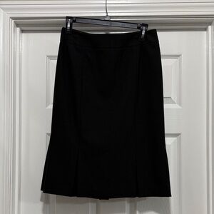 Talbots Classic Black A-Line Skirt. Size: 4